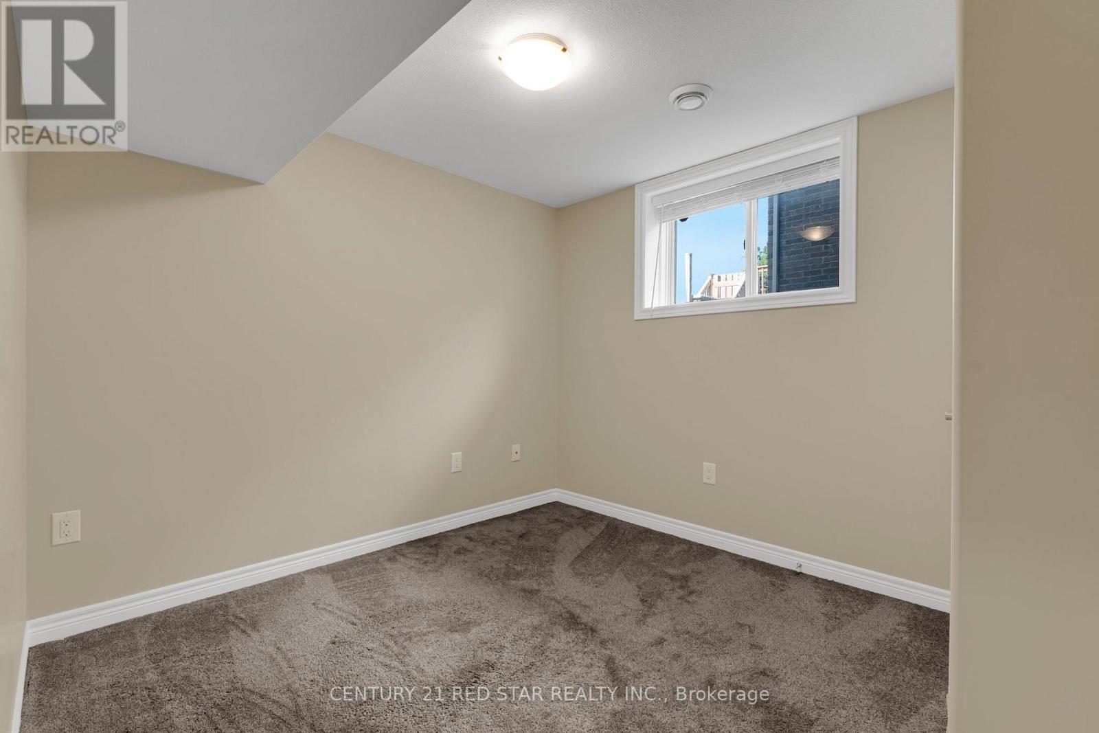 55 Laurent Avenue, Welland, Ontario  L3B 0E2 - Photo 31 - X12251163