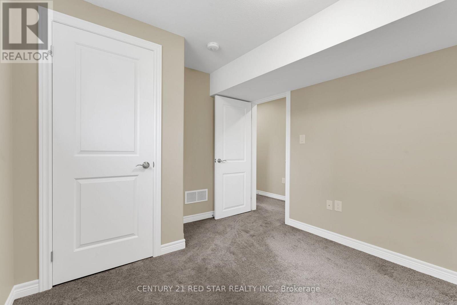 55 Laurent Avenue, Welland, Ontario  L3B 0E2 - Photo 32 - X12251163