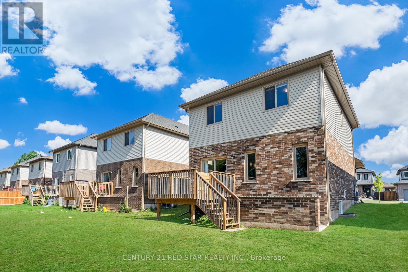 55 Laurent Avenue, Welland, Ontario  L3B 0E2 - Photo 37 - X12251163