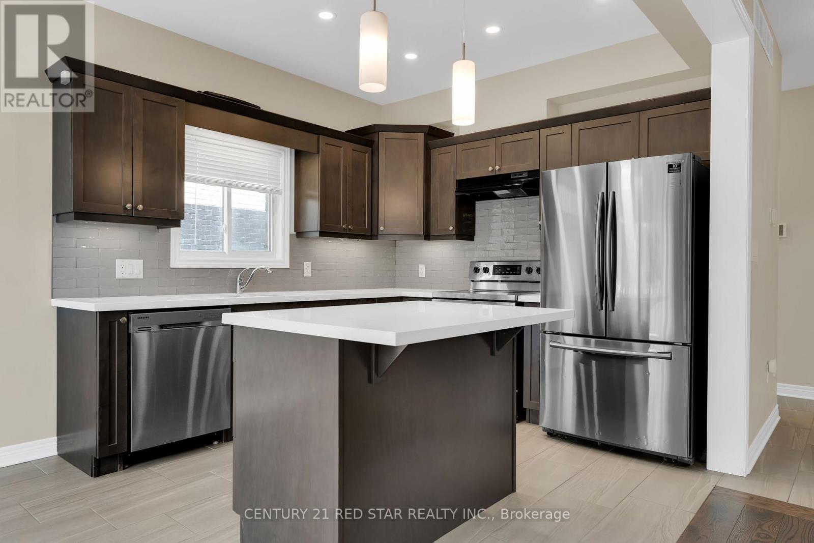 55 Laurent Avenue, Welland, Ontario  L3B 0E2 - Photo 8 - X12251163