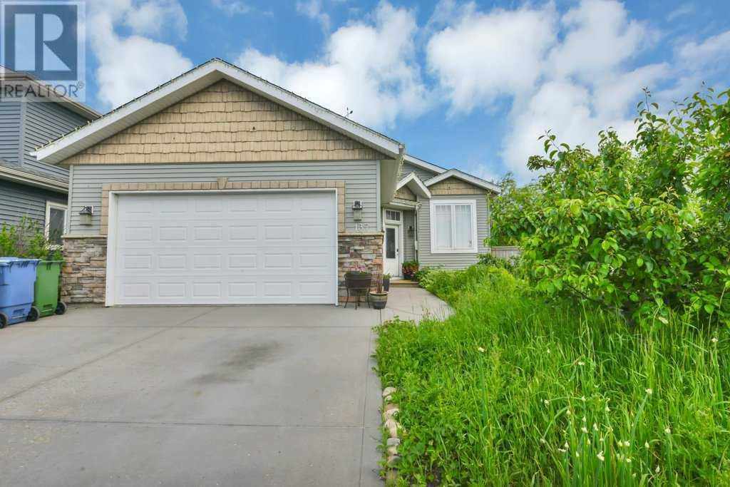 Property at 137 Oldring Crescent image 2