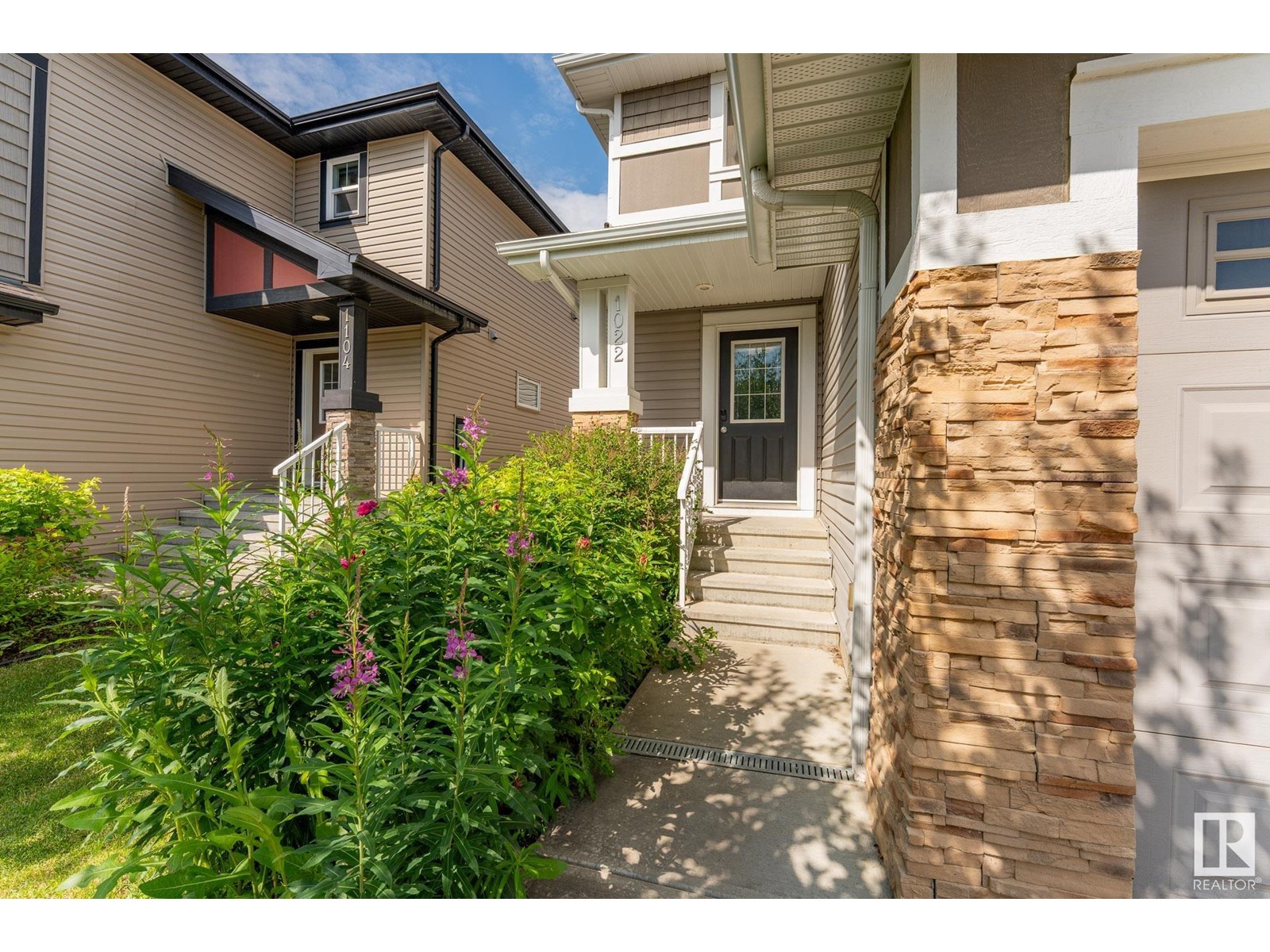 Property at 1022 162 ST SW image 4