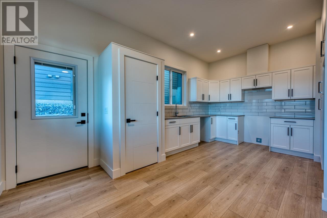1066 Emslie Street, Kelowna, British Columbia  V1W 0C3 - Photo 57 - 10352816