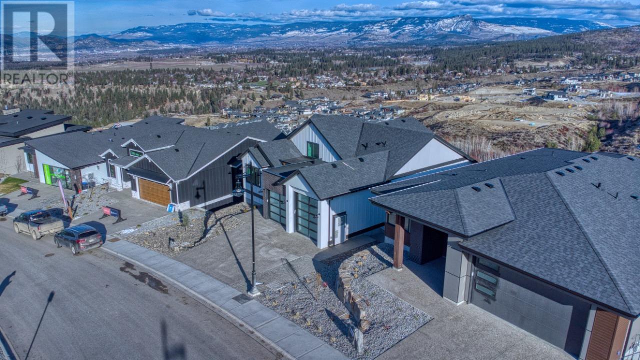 1066 Emslie Street, Kelowna, British Columbia  V1W 0C3 - Photo 7 - 10352816
