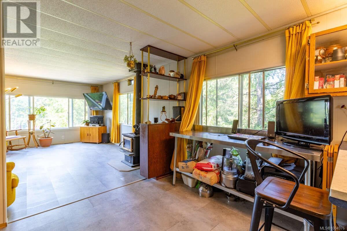2620 Gunwhale Rd, Pender Island, British Columbia  V0N 2M2 - Photo 31 - 1004976
