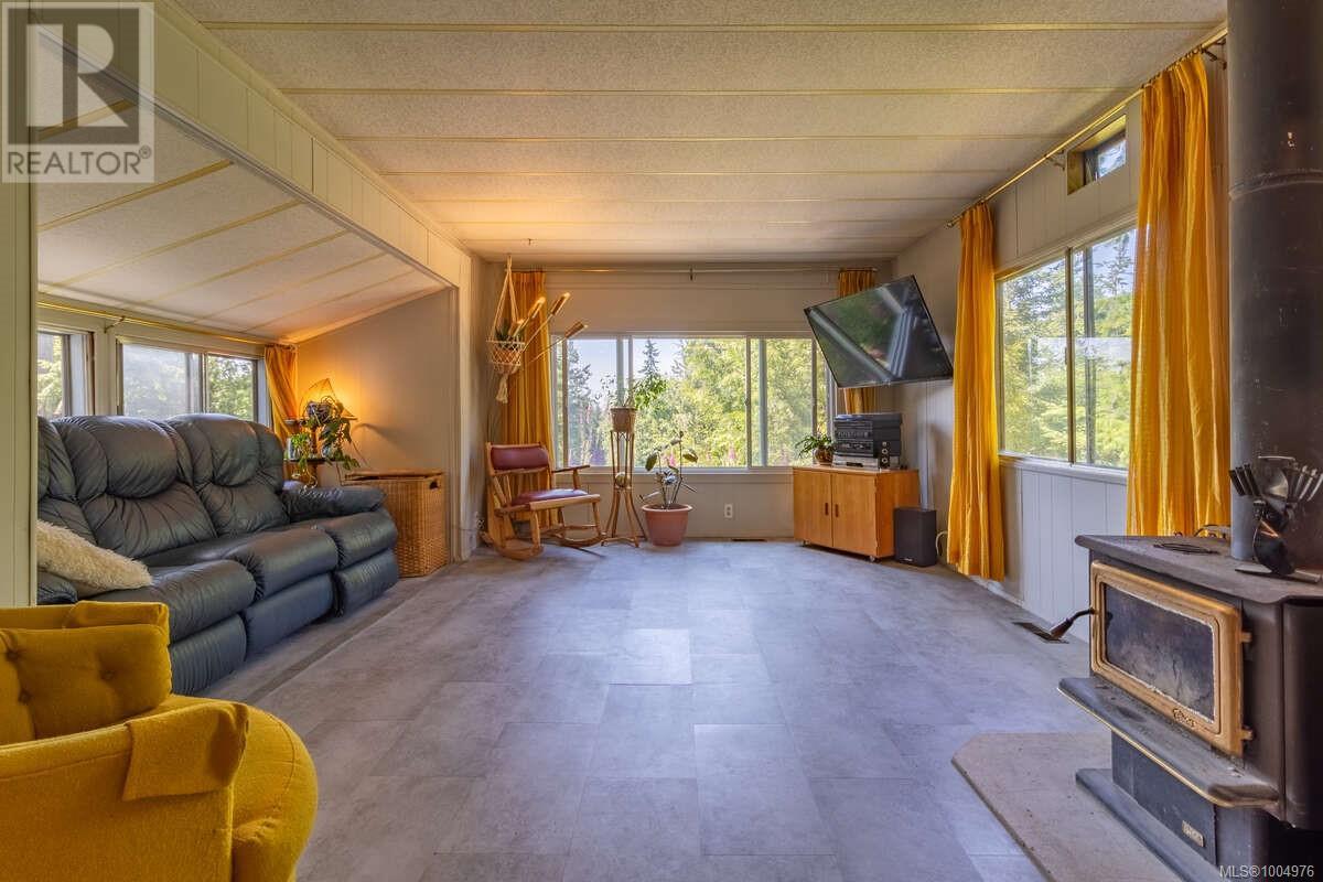 2620 Gunwhale Rd, Pender Island, British Columbia  V0N 2M2 - Photo 38 - 1004976