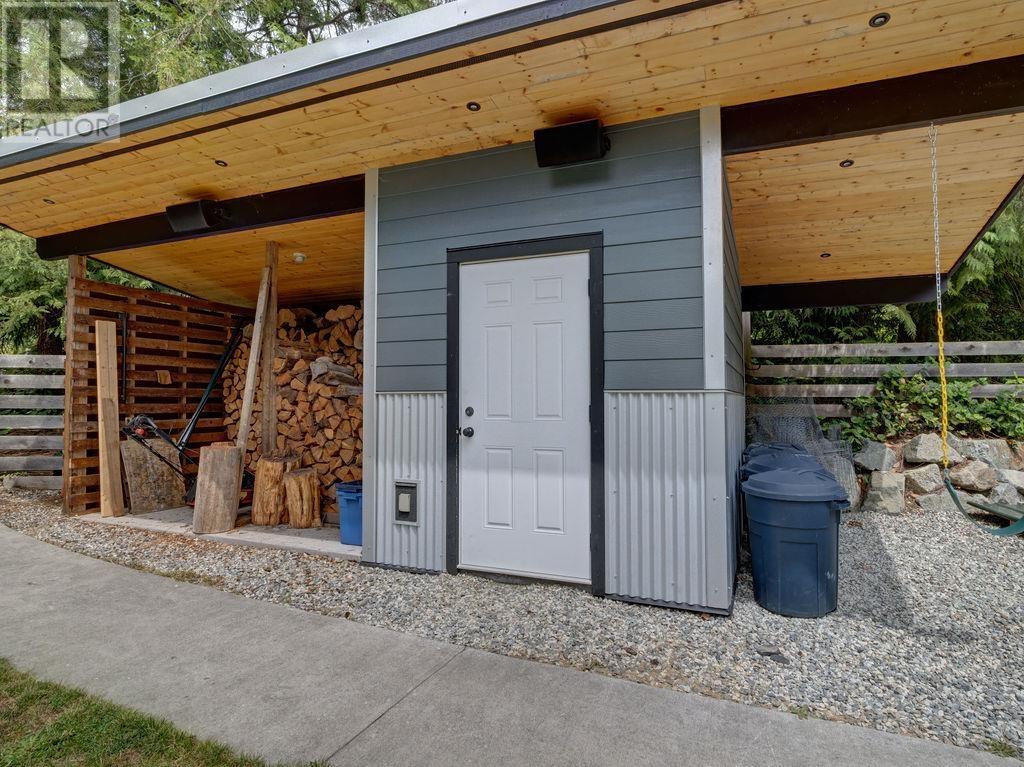 Property at 8057 COOPER ROAD image 5