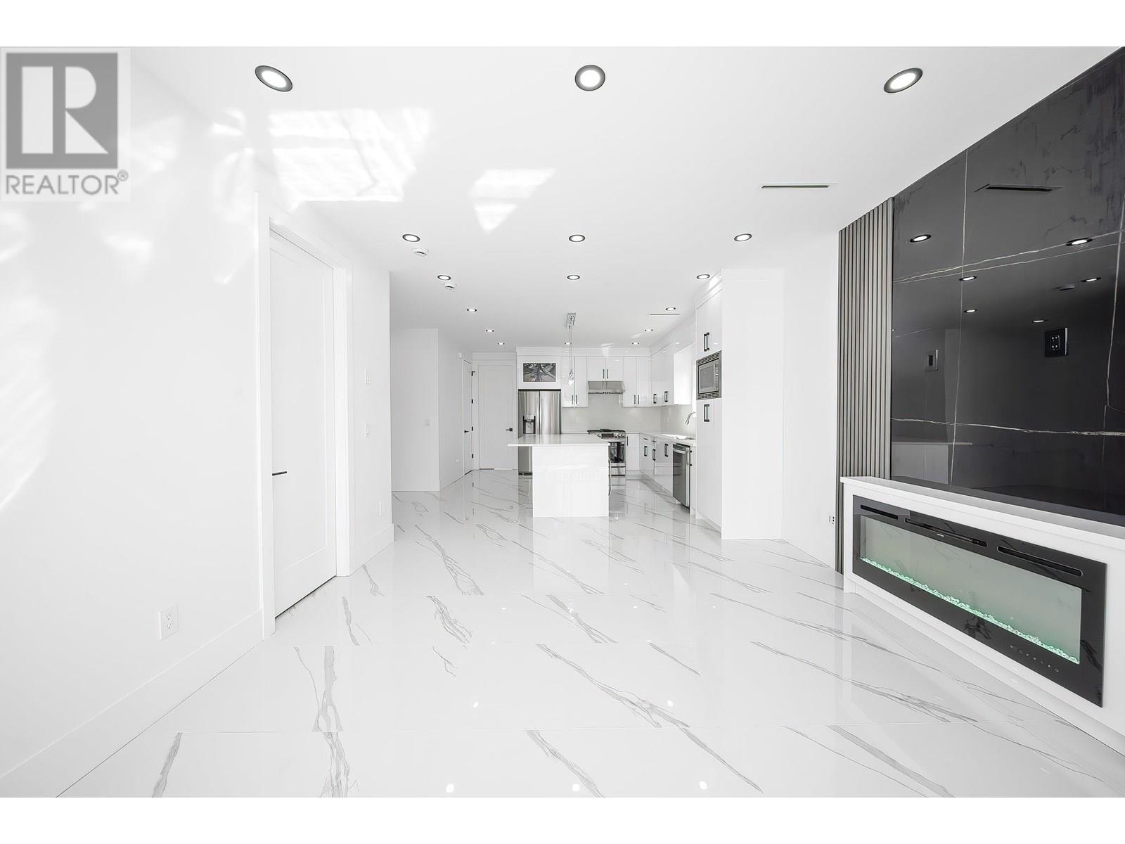 8014 11th Avenue, Burnaby, British Columbia  V3N 2N7 - Photo 17 - R3018484
