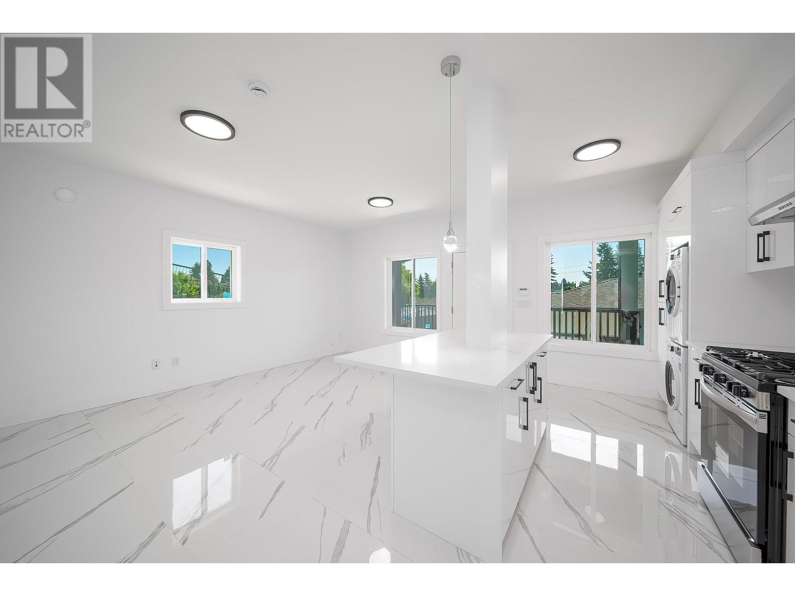 8014 11th Avenue, Burnaby, British Columbia  V3N 2N7 - Photo 28 - R3018484
