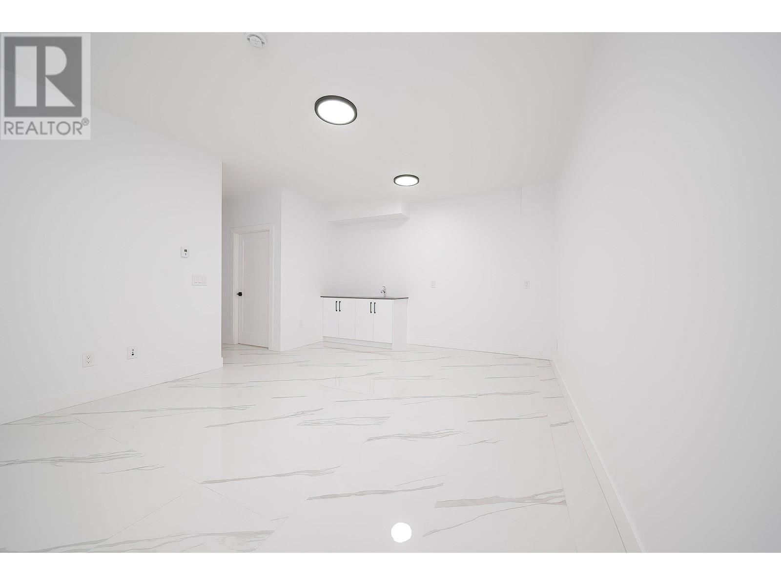 8014 11th Avenue, Burnaby, British Columbia  V3N 2N7 - Photo 34 - R3018484
