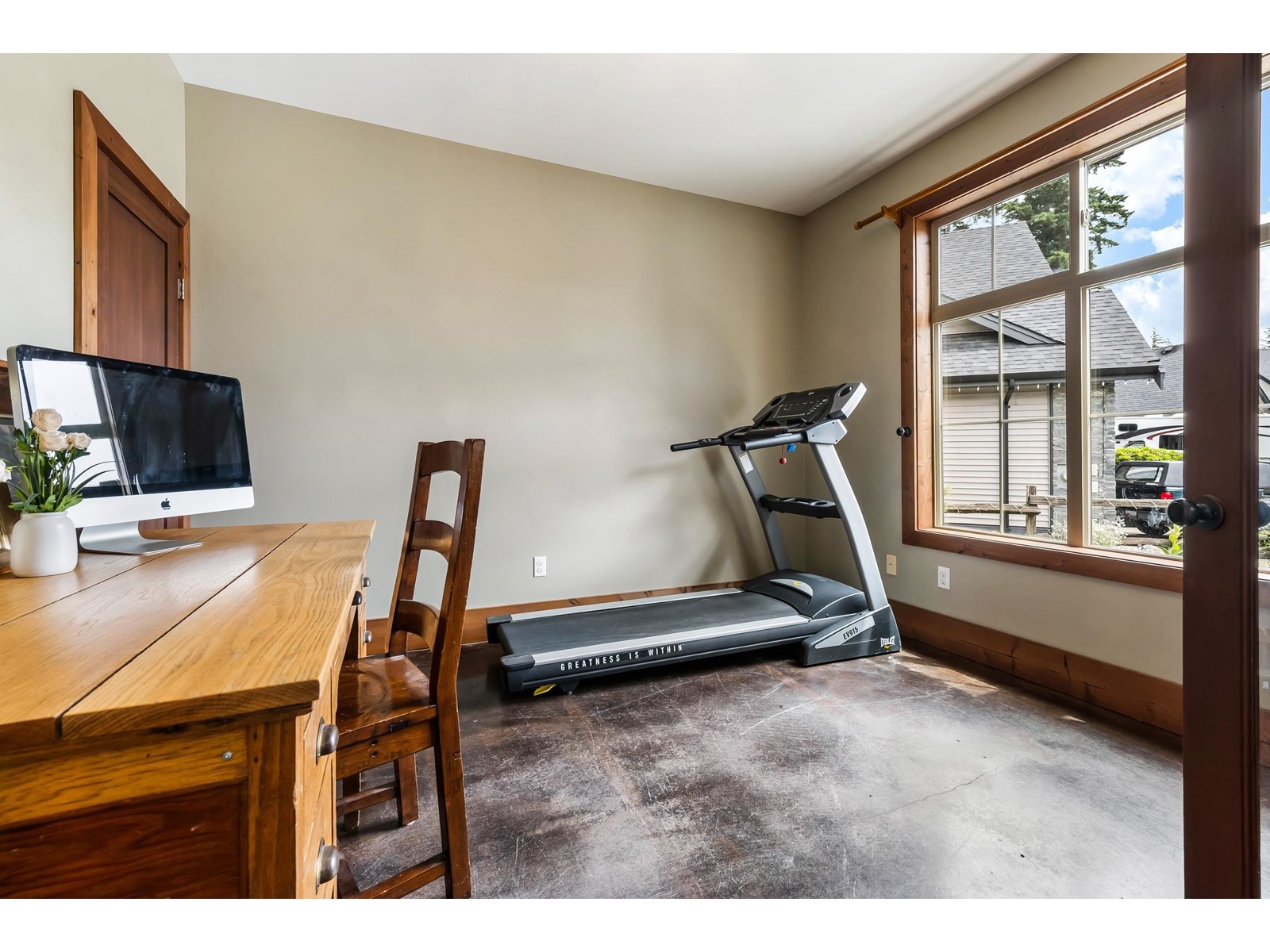Property at 1585 WOODSIDE PLACE image 4