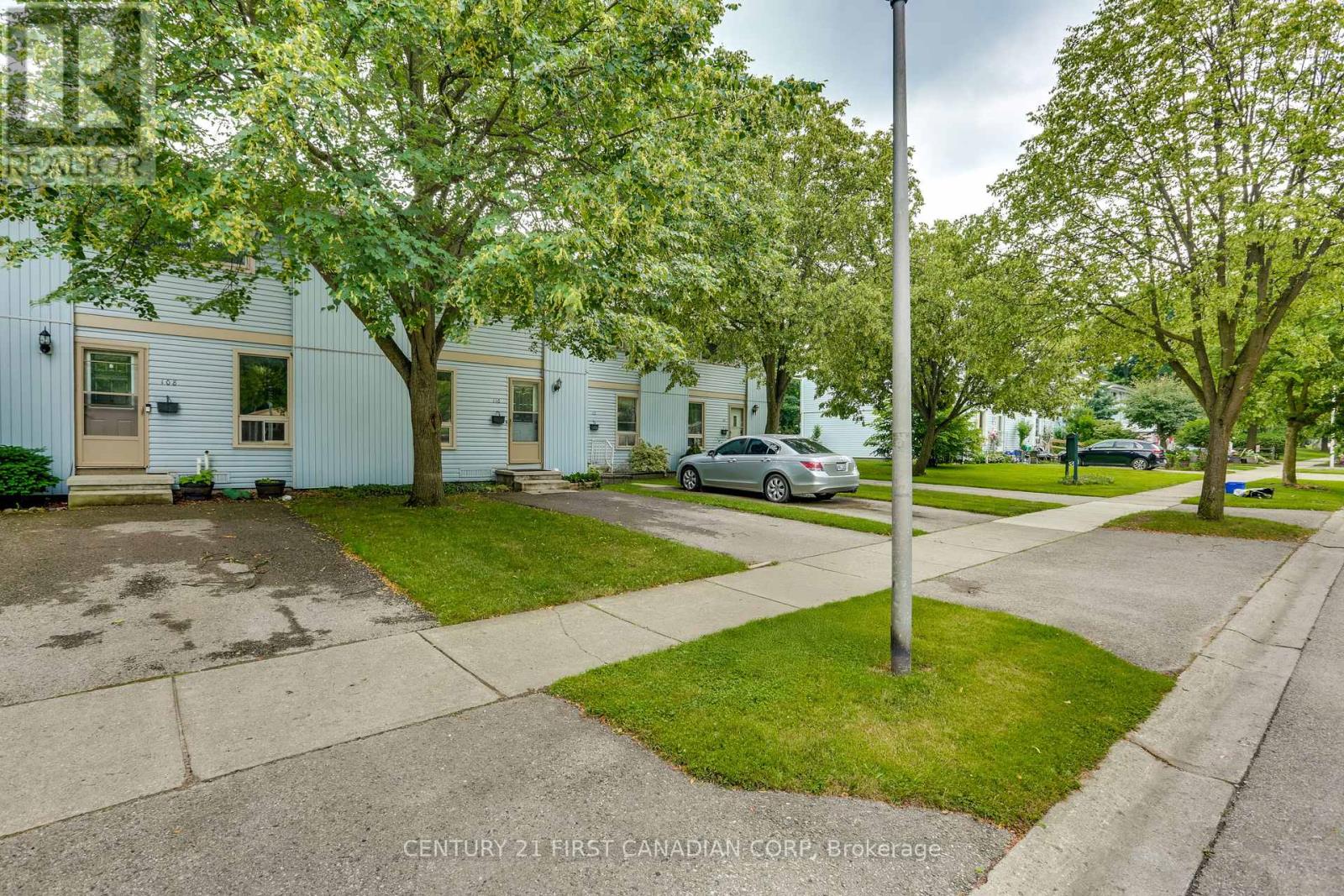 Property at 110 MONMORE ROAD N image 2