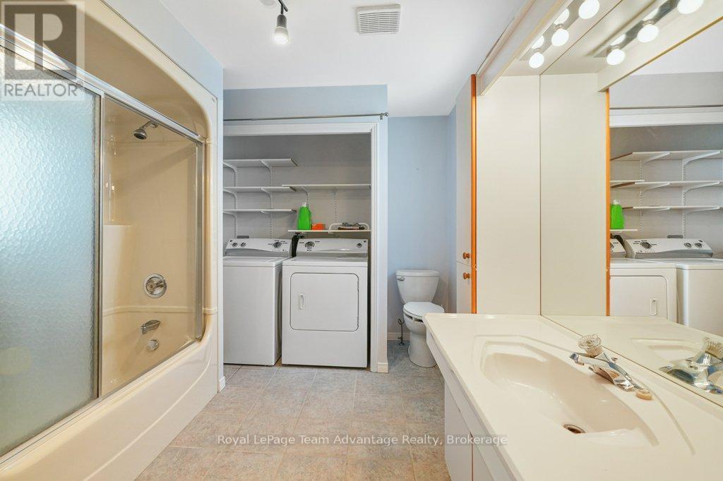 66 William Street, Parry Sound, Ontario  P2A 1V1 - Photo 22 - X12104961