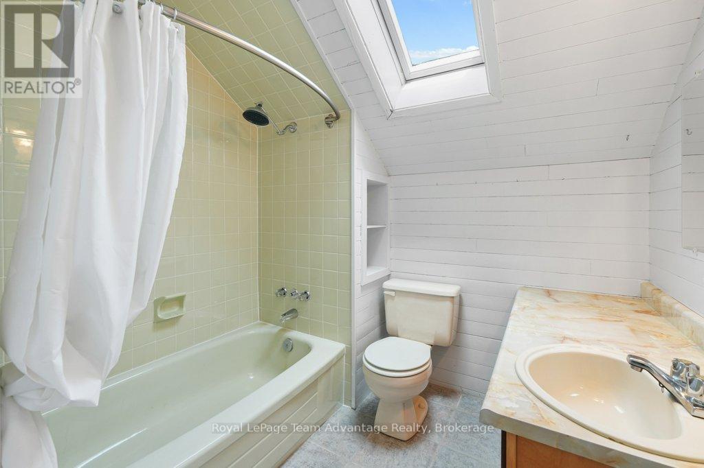 66 William Street, Parry Sound, Ontario  P2A 1V1 - Photo 28 - X12104961