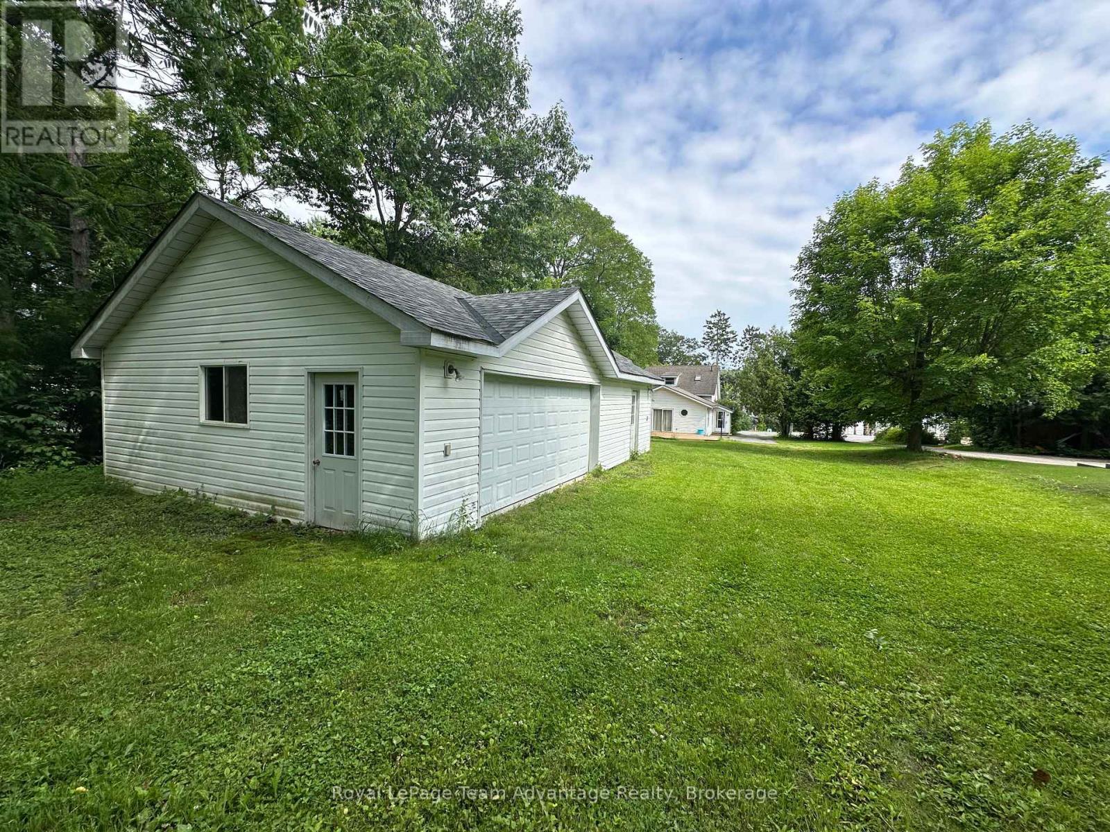 66 William Street, Parry Sound, Ontario  P2A 1V1 - Photo 6 - X12104961