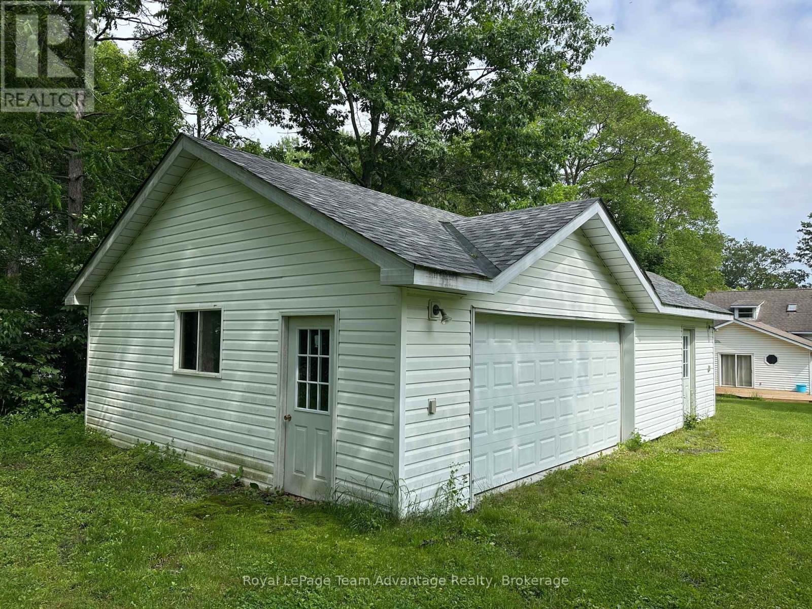 66 William Street, Parry Sound, Ontario  P2A 1V1 - Photo 8 - X12104961