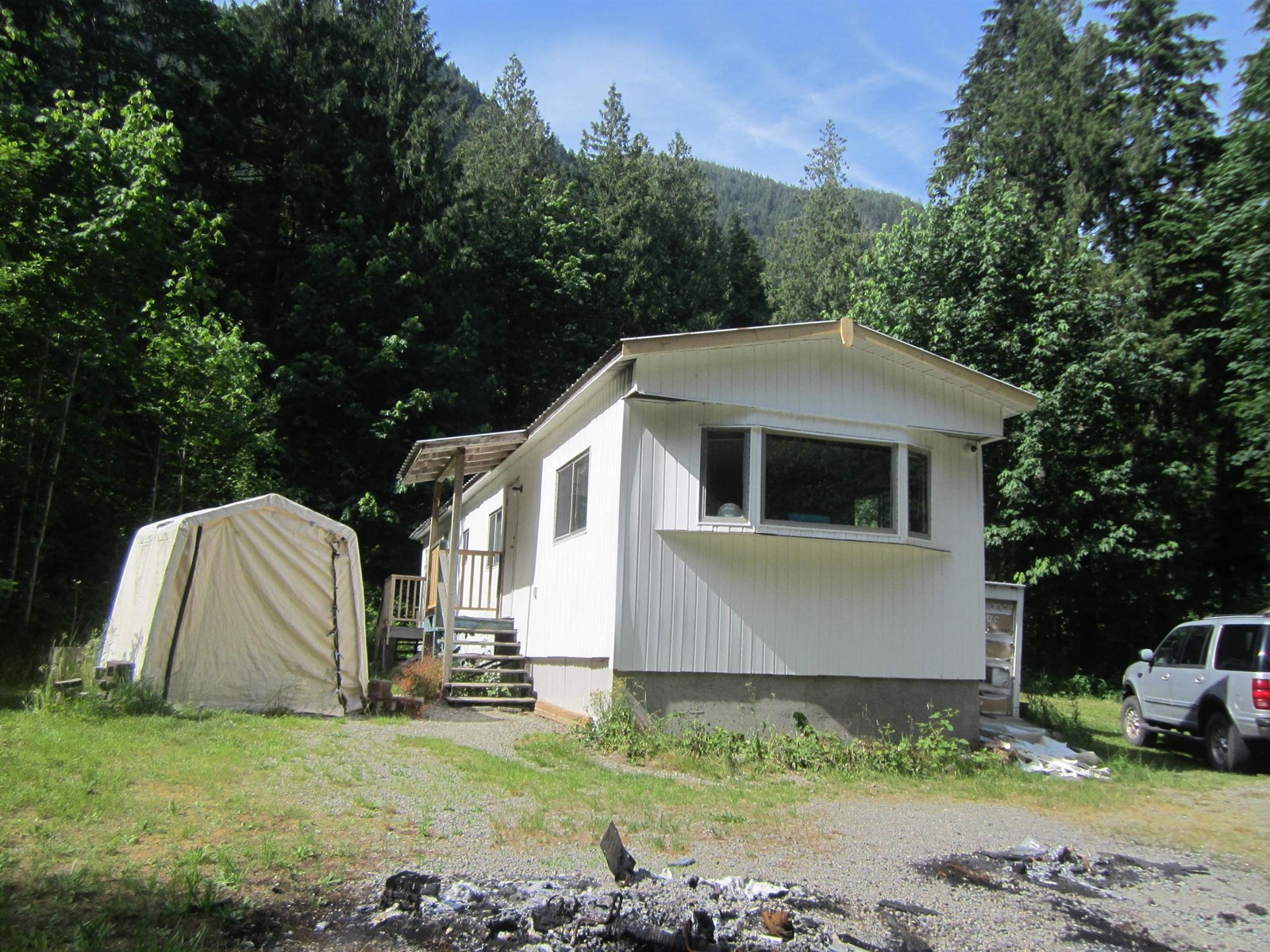 11121 Barnes Road, Mission, British Columbia  V0M 1G0 - Photo 4 - R2942293