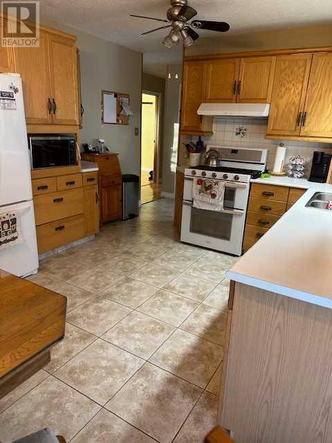 Property at 21 Chaisson Crossing image 3