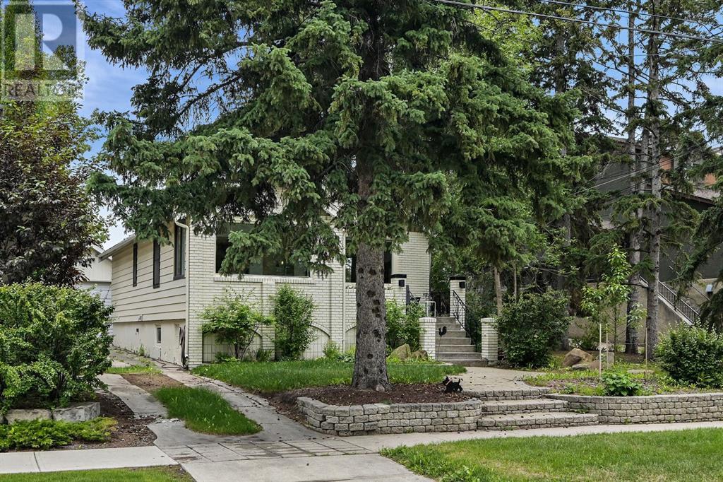 Property at 924 7A Street NW image 2