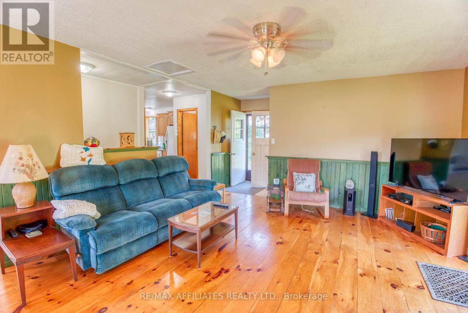 49 Mountain Road, Westport, Ontario  K0G 1X0 - Photo 13 - X12251169