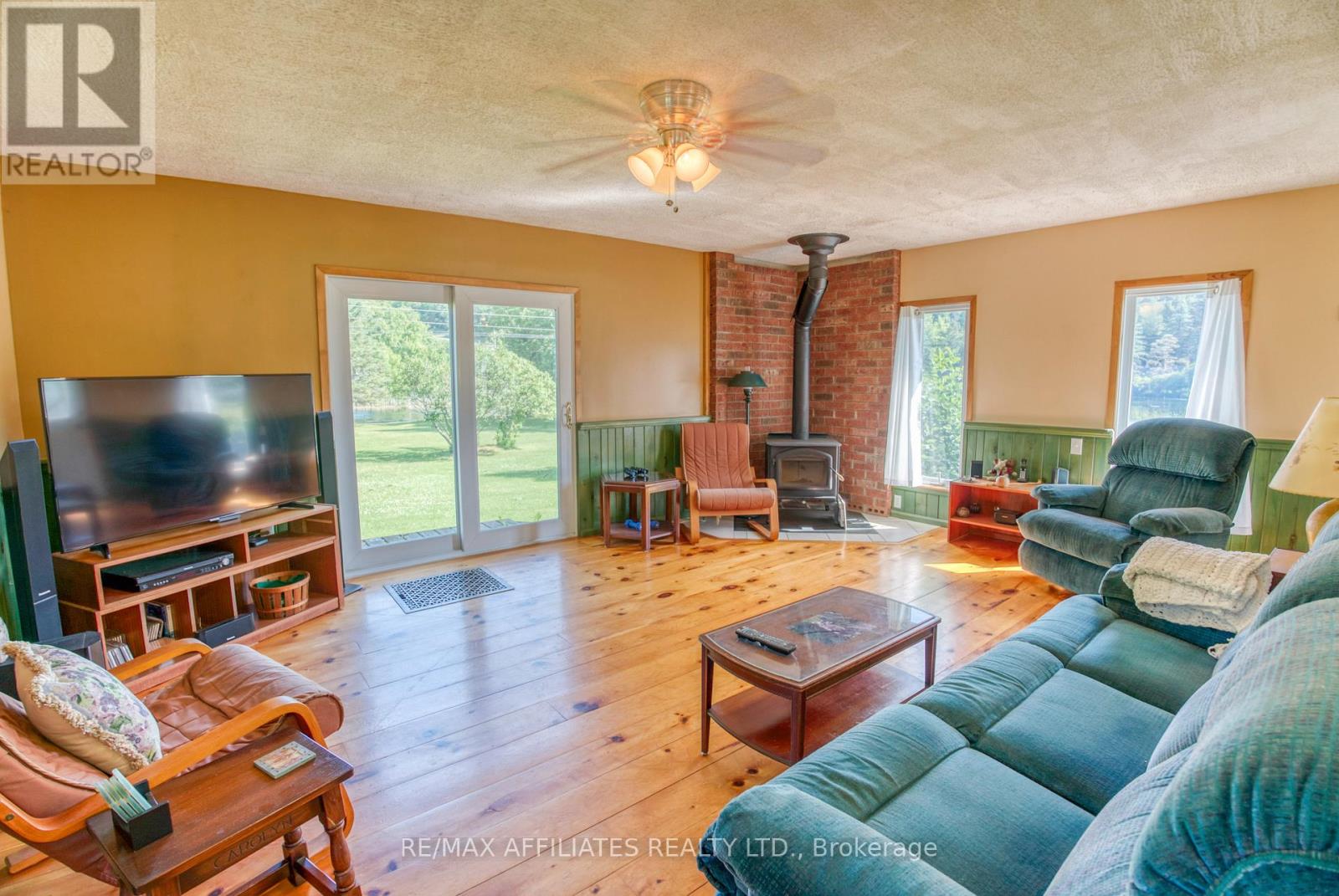 49 Mountain Road, Westport, Ontario  K0G 1X0 - Photo 15 - X12251169