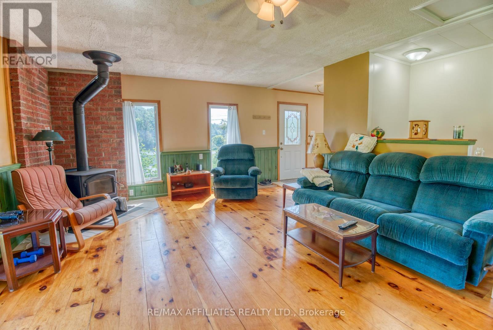 49 Mountain Road, Westport, Ontario  K0G 1X0 - Photo 14 - X12251169