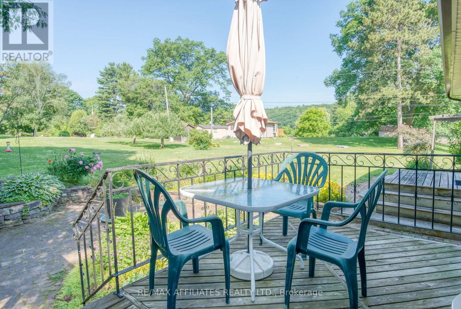 49 Mountain Road, Westport, Ontario  K0G 1X0 - Photo 34 - X12251169