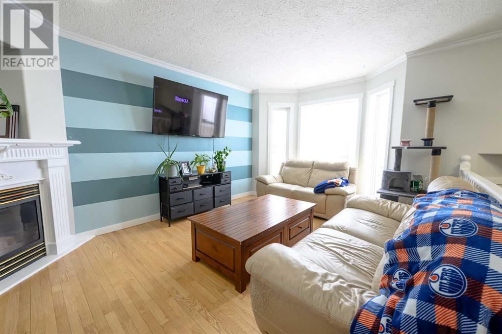 Property at 11922 105 Street image 5