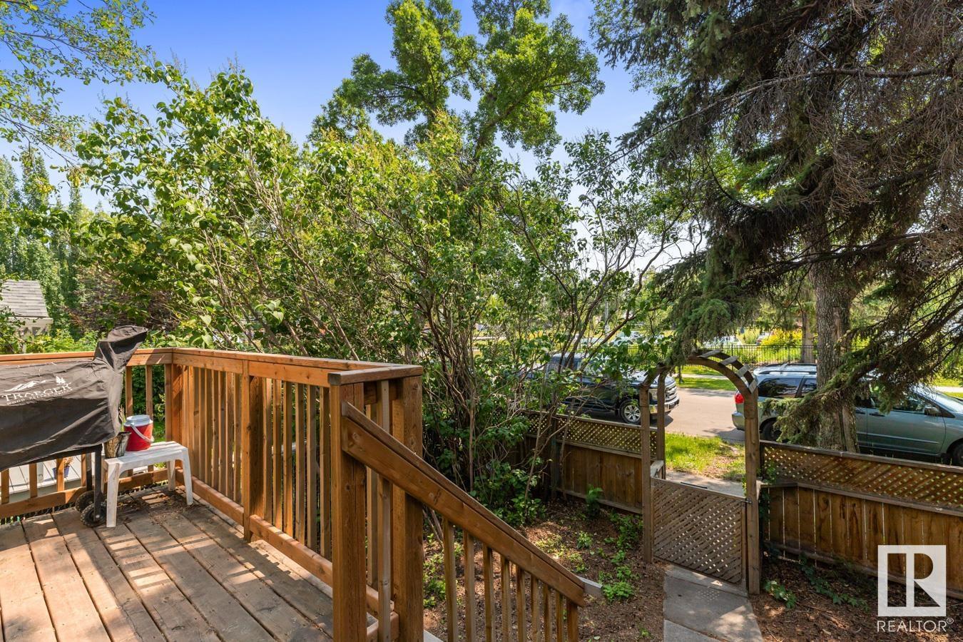 Property at 9732 80 AV NW image 3