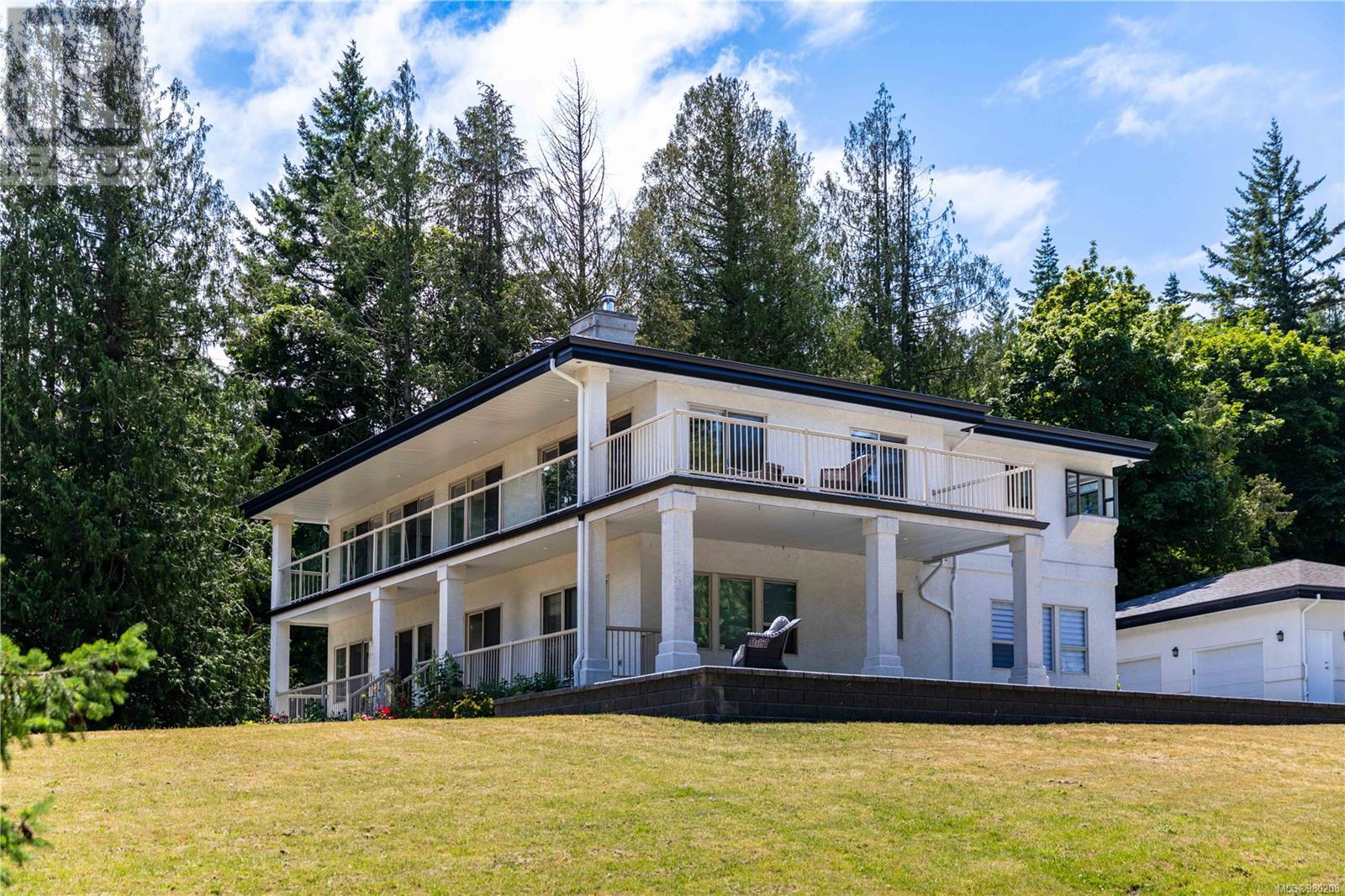 Property at 740 Windover Terr image 1
