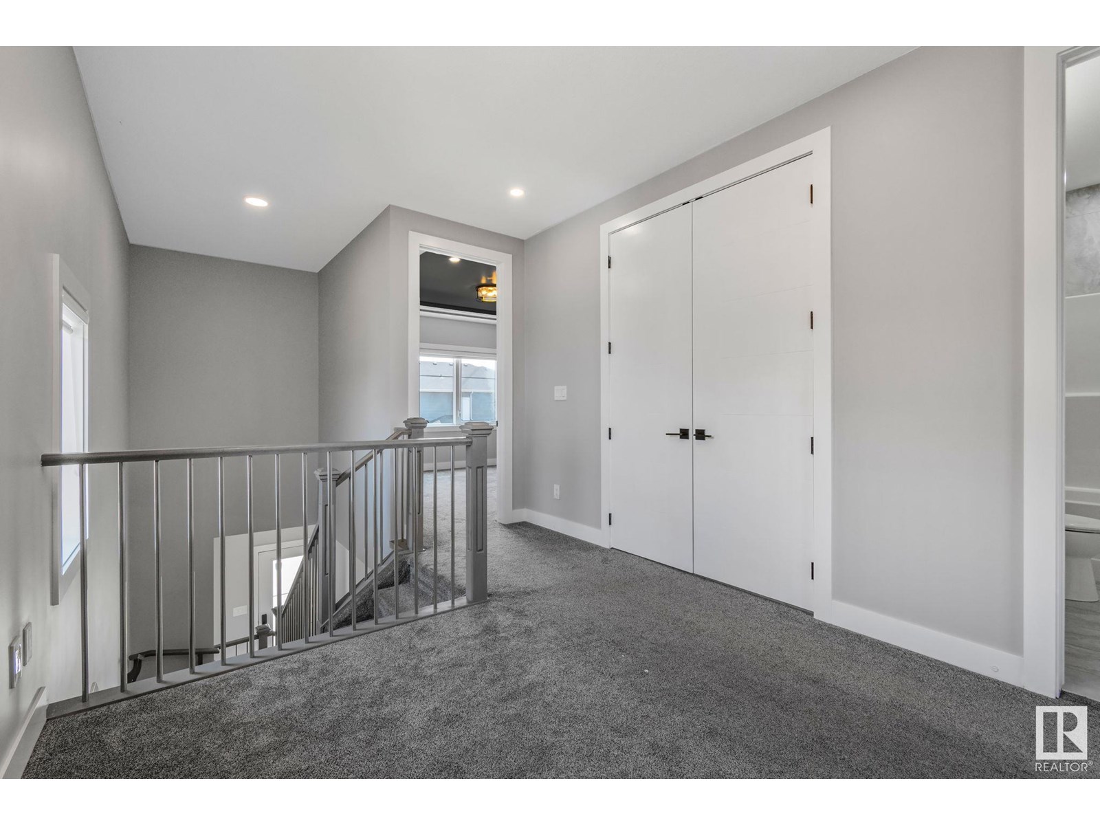 Property at 9340 PEAR LI SW image 4