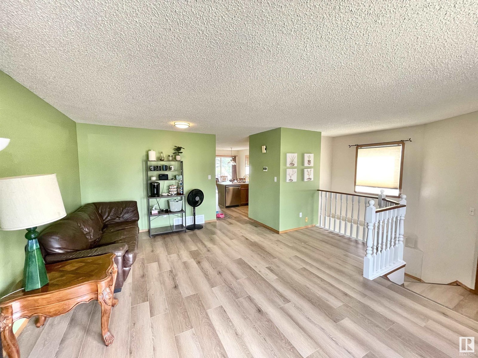 Property at 3508 44 AV NW image 3