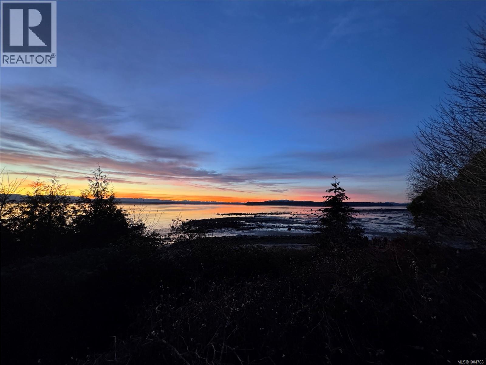 482 Smelt Bay Rd, Cortes Island, British Columbia  V0P 1K0 - Photo 15 - 1004768