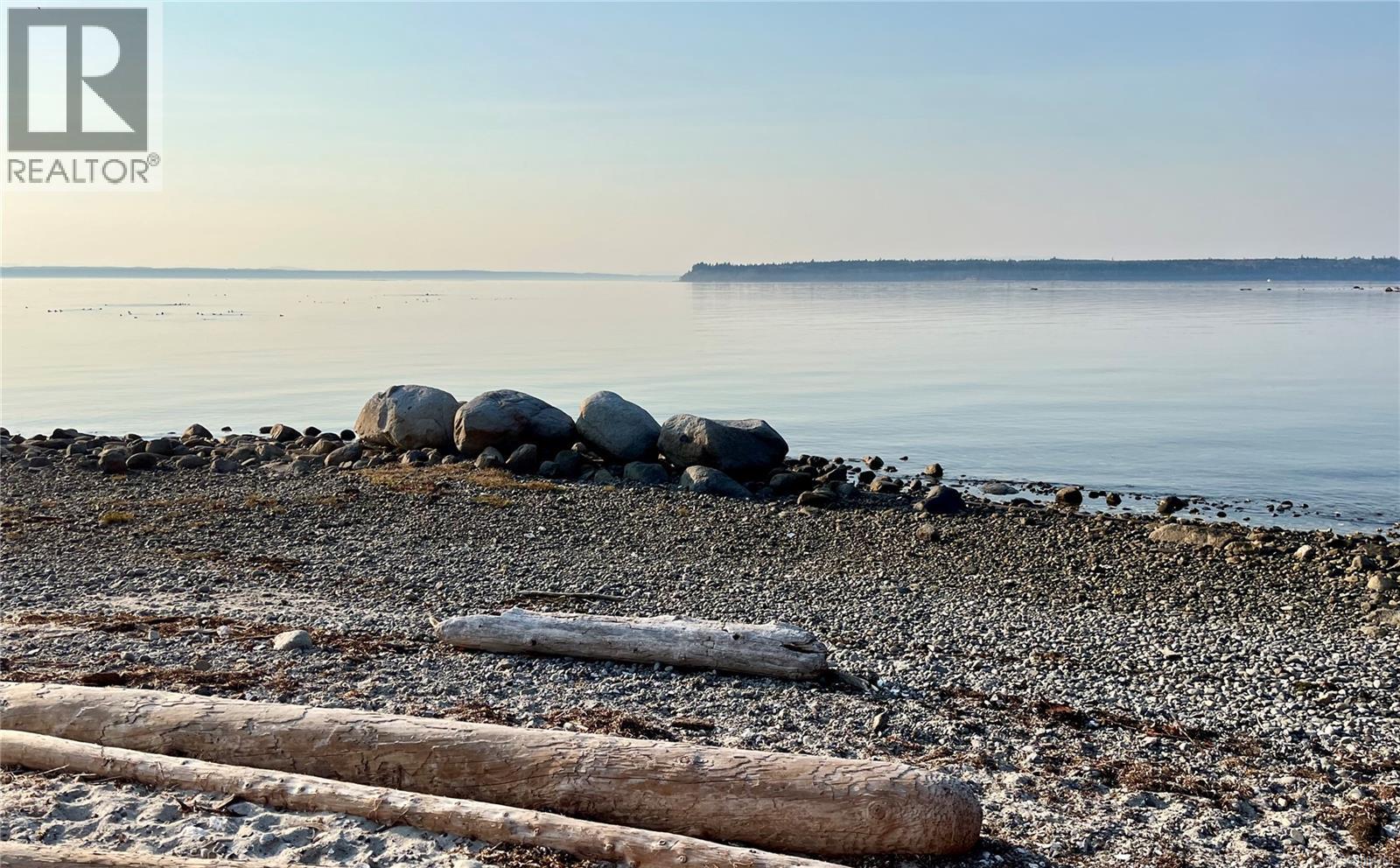 482 Smelt Bay Rd, Cortes Island, British Columbia  V0P 1K0 - Photo 13 - 1004768
