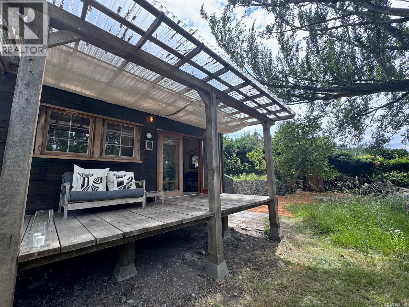 482 Smelt Bay Rd, Cortes Island, British Columbia  V0P 1K0 - Photo 18 - 1004768