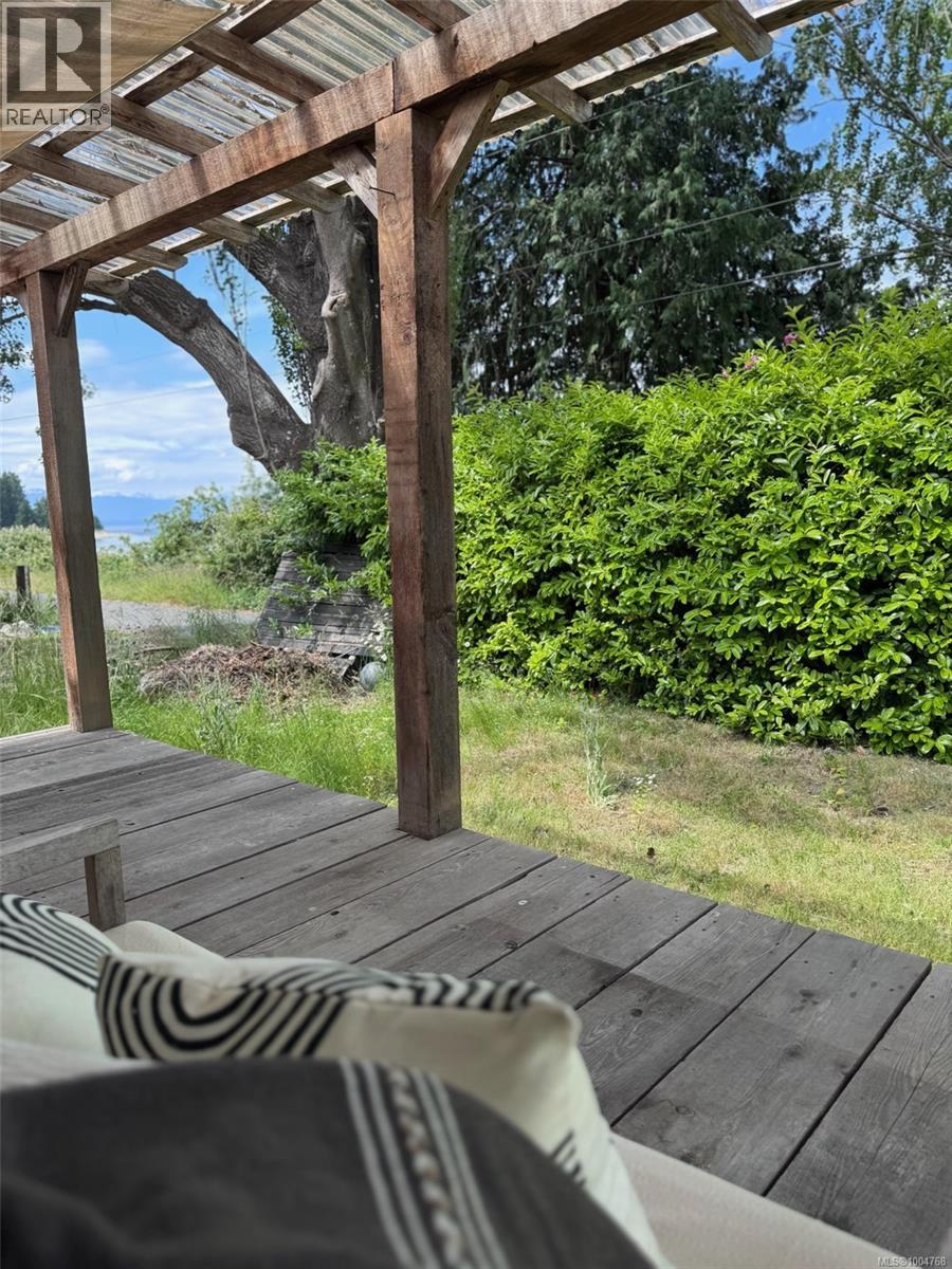 482 Smelt Bay Rd, Cortes Island, British Columbia  V0P 1K0 - Photo 20 - 1004768