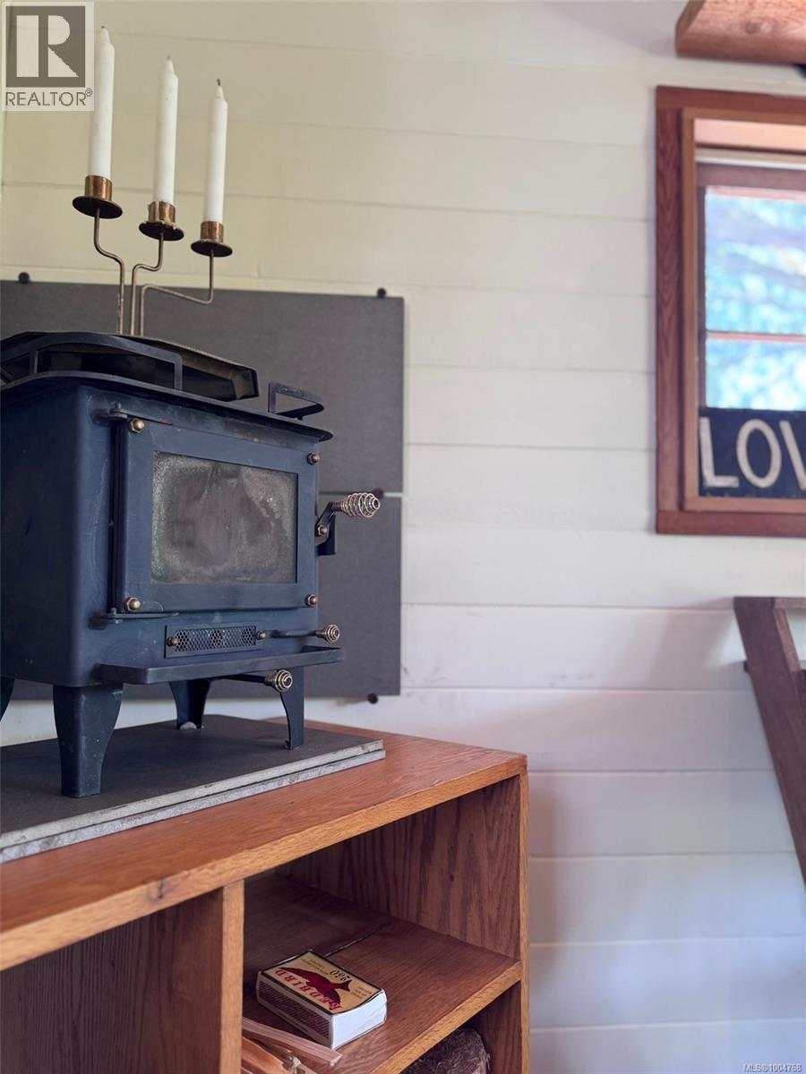 482 Smelt Bay Rd, Cortes Island, British Columbia  V0P 1K0 - Photo 21 - 1004768