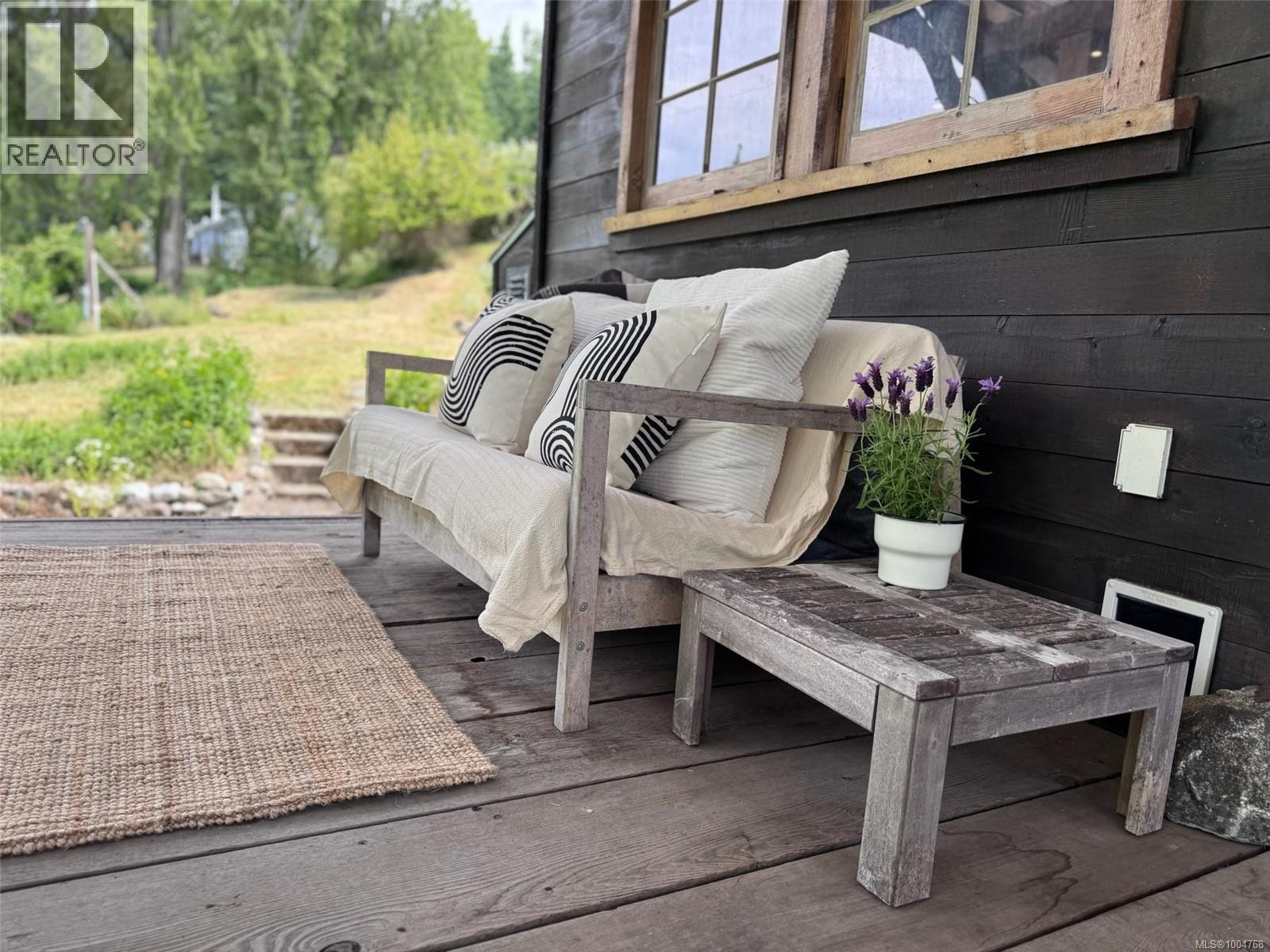 482 Smelt Bay Rd, Cortes Island, British Columbia  V0P 1K0 - Photo 25 - 1004768