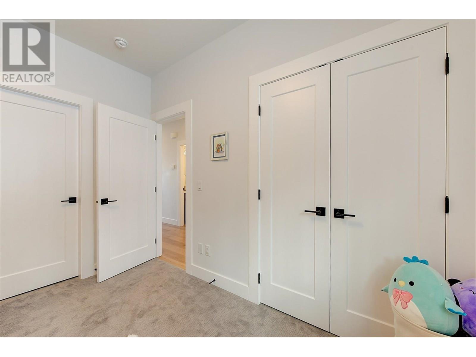 Property at 3565 Boxwood Road image 4
