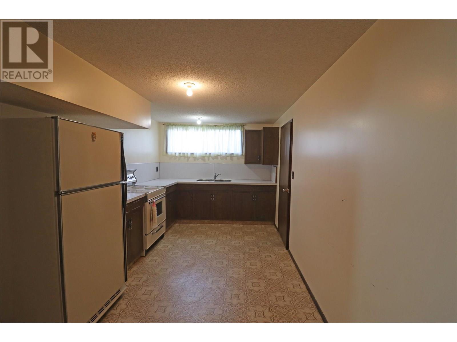 7540 21st Street, Grand Forks, British Columbia  V0H 1H2 - Photo 18 - 10354045