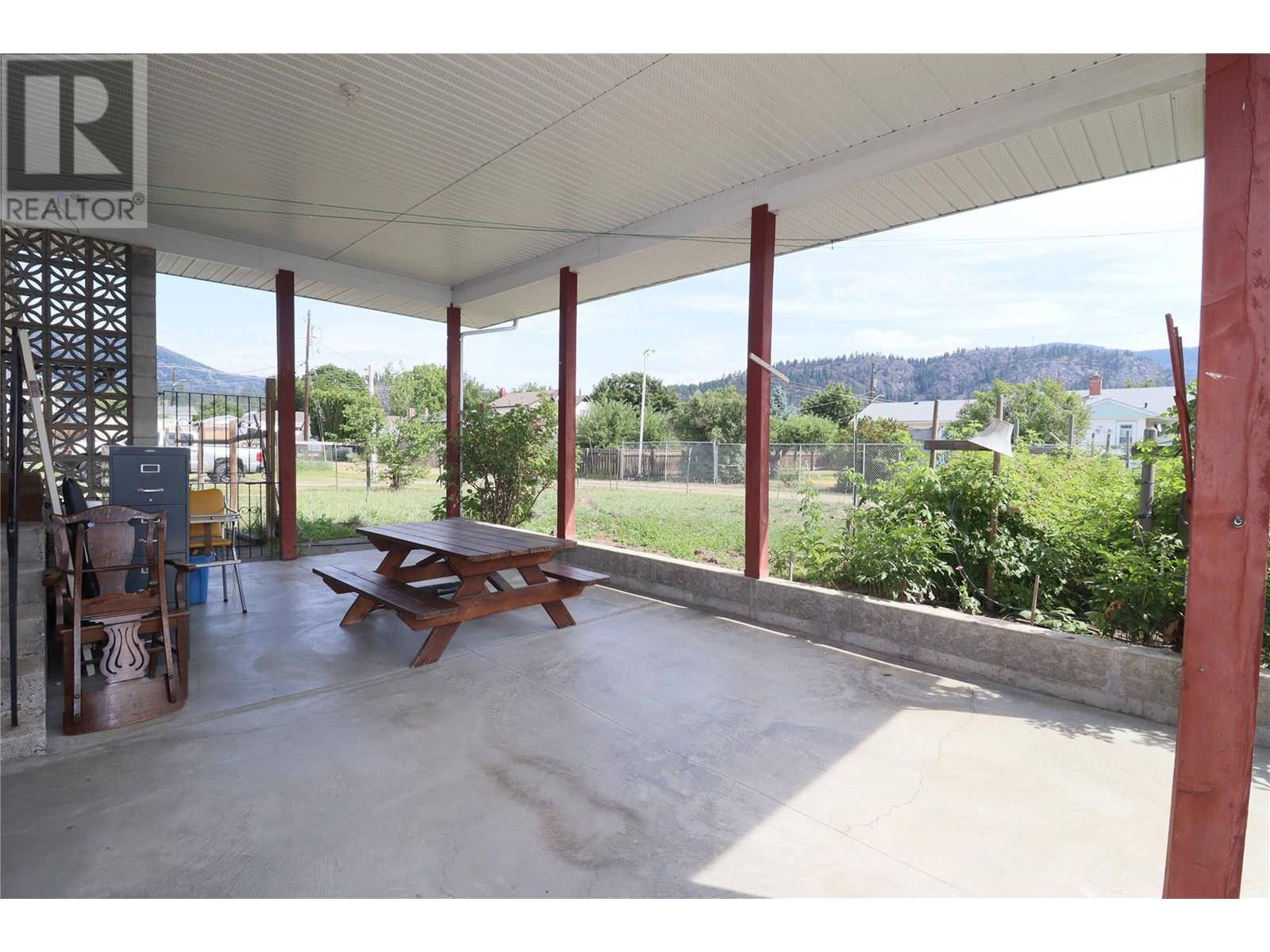 7540 21st Street, Grand Forks, British Columbia  V0H 1H2 - Photo 31 - 10354045