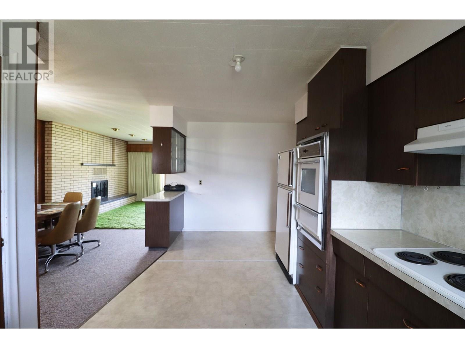 7540 21st Street, Grand Forks, British Columbia  V0H 1H2 - Photo 4 - 10354045