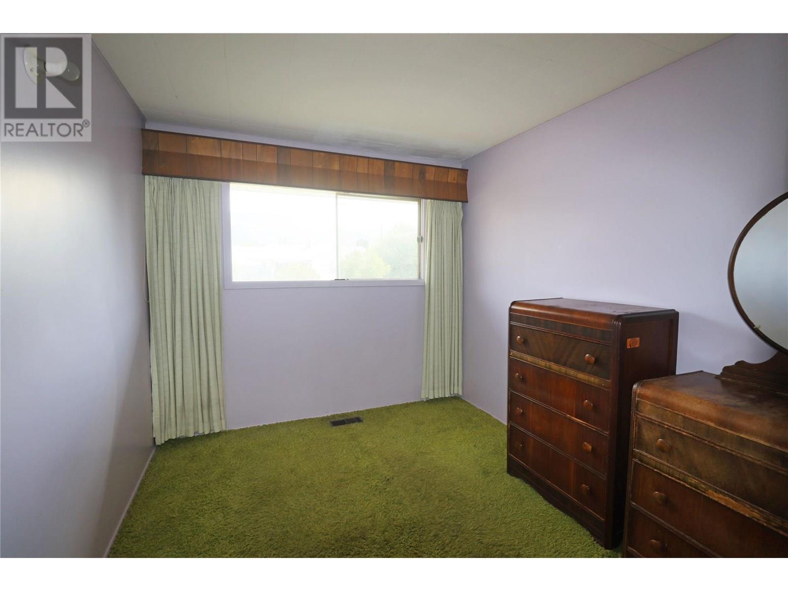 7540 21st Street, Grand Forks, British Columbia  V0H 1H2 - Photo 9 - 10354045