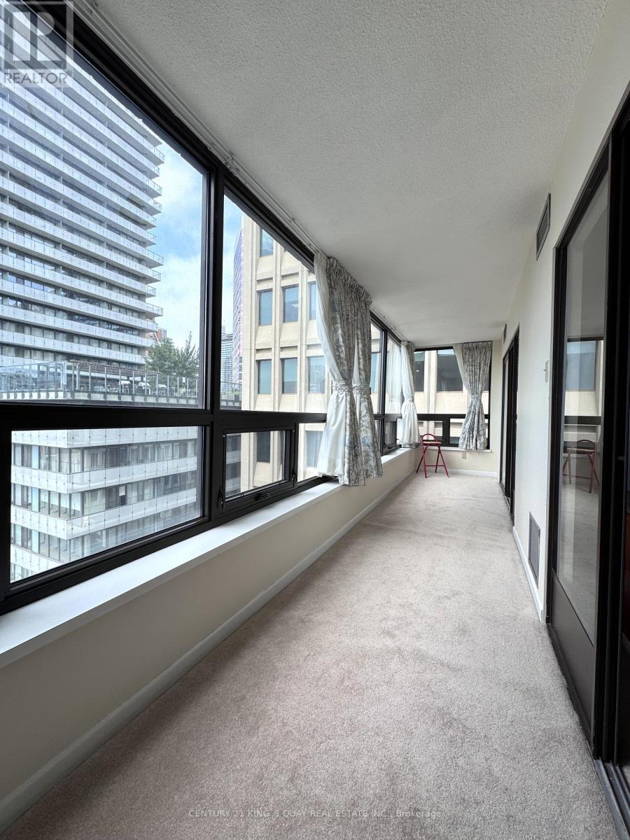 1801 - 62 Wellesley Street W, Toronto, Ontario  M5S 2X3 - Photo 24 - C12250832