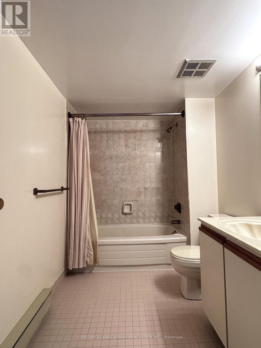 1801 - 62 Wellesley Street W, Toronto, Ontario  M5S 2X3 - Photo 32 - C12250832