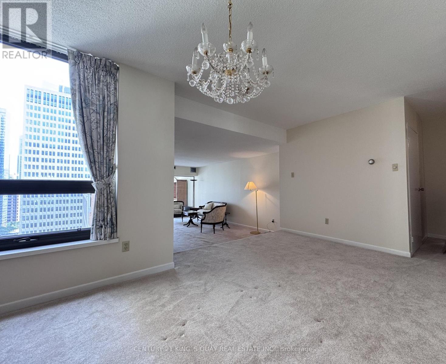 1801 - 62 Wellesley Street W, Toronto, Ontario  M5S 2X3 - Photo 8 - C12250832