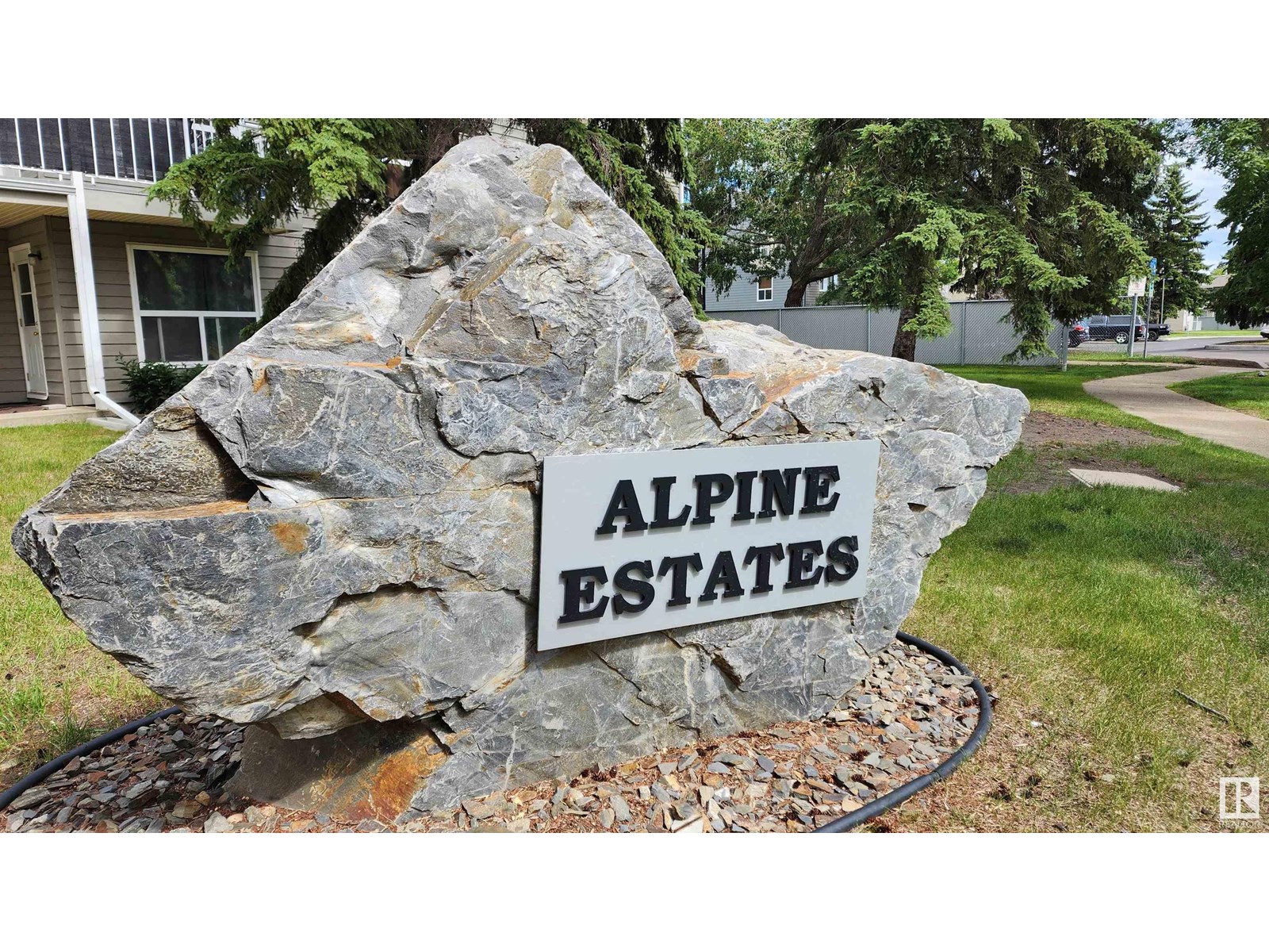 Property at #109 40 ALPINE PL image 2