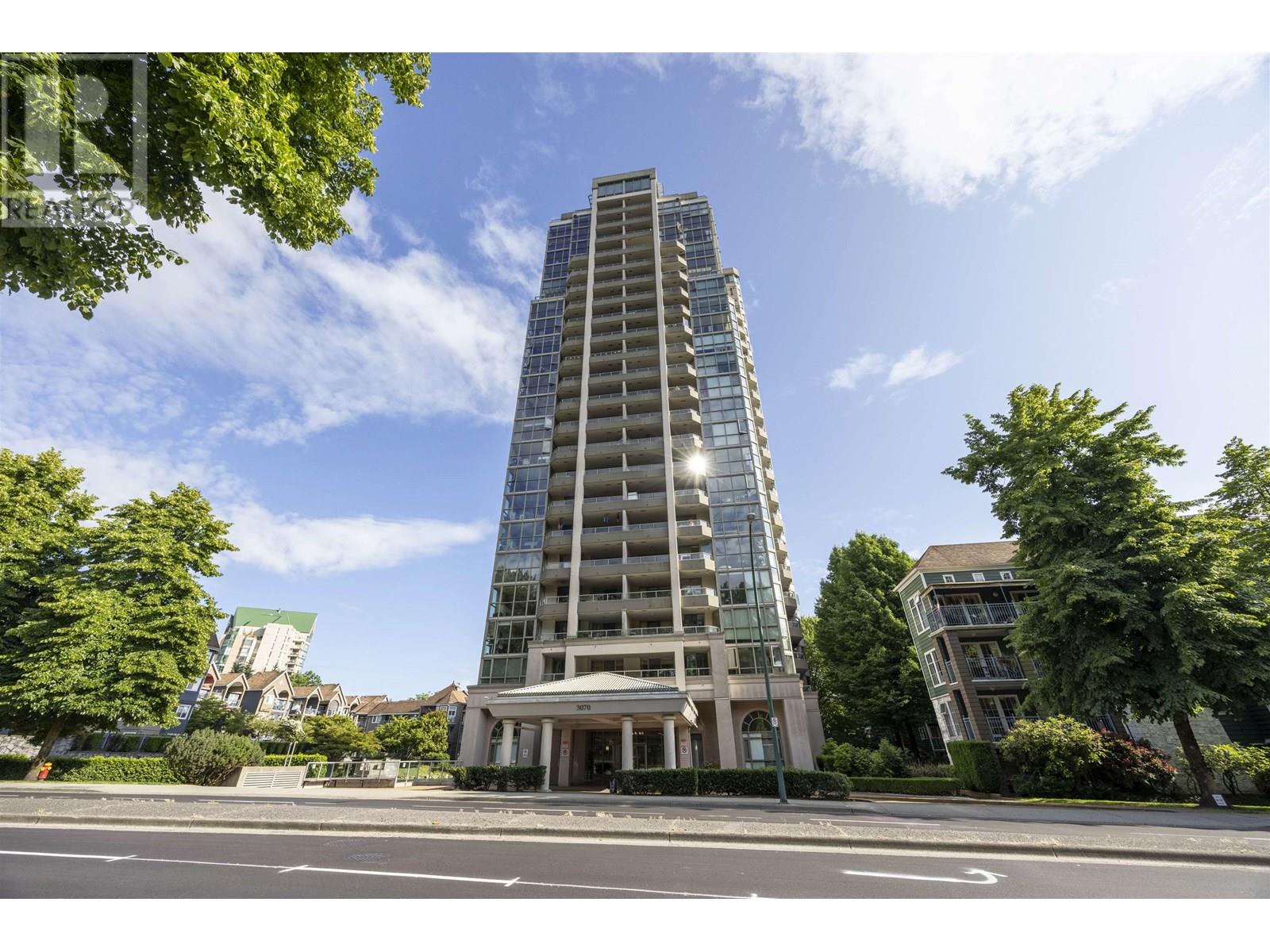 1501 3070 GUILDFORD WAY, Coquitlam