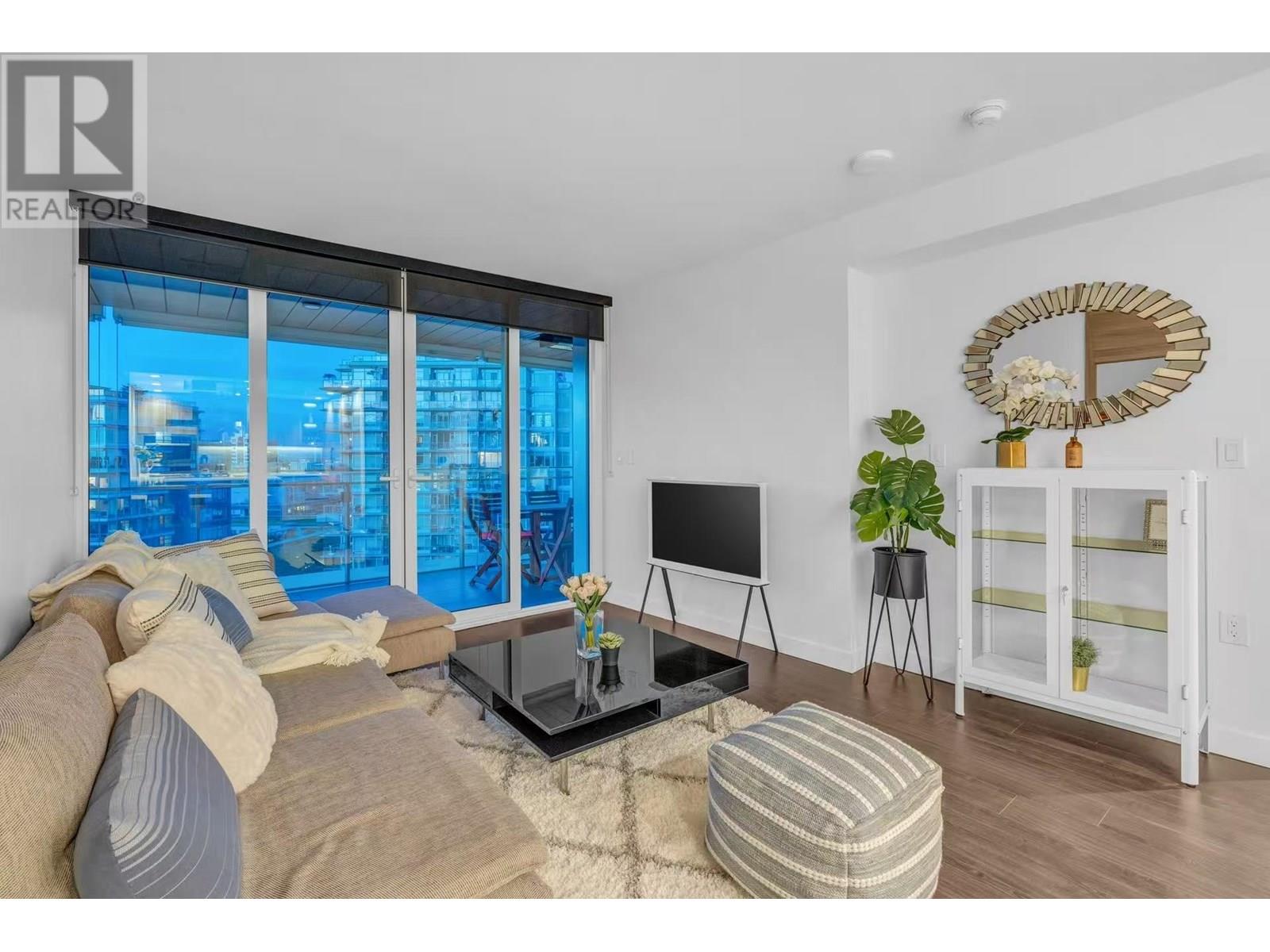 1207 1768 Cook Street, Vancouver, British Columbia  V5Y 0N3 - Photo 2 - R3020201