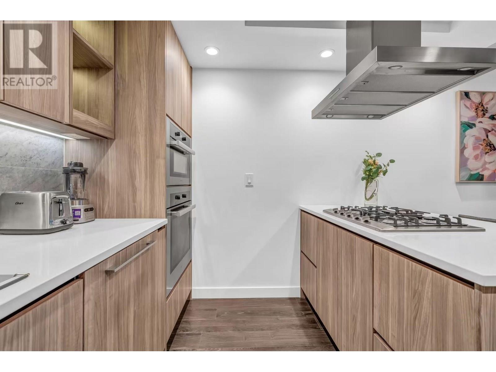1207 1768 Cook Street, Vancouver, British Columbia  V5Y 0N3 - Photo 10 - R3020201